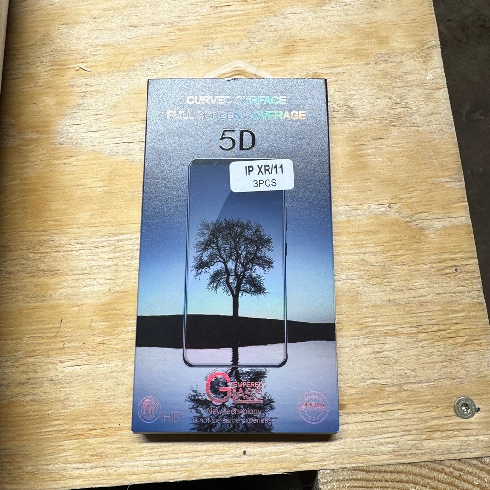 5D Curved Surface Screen Protector for iPhone XR/11 - Black